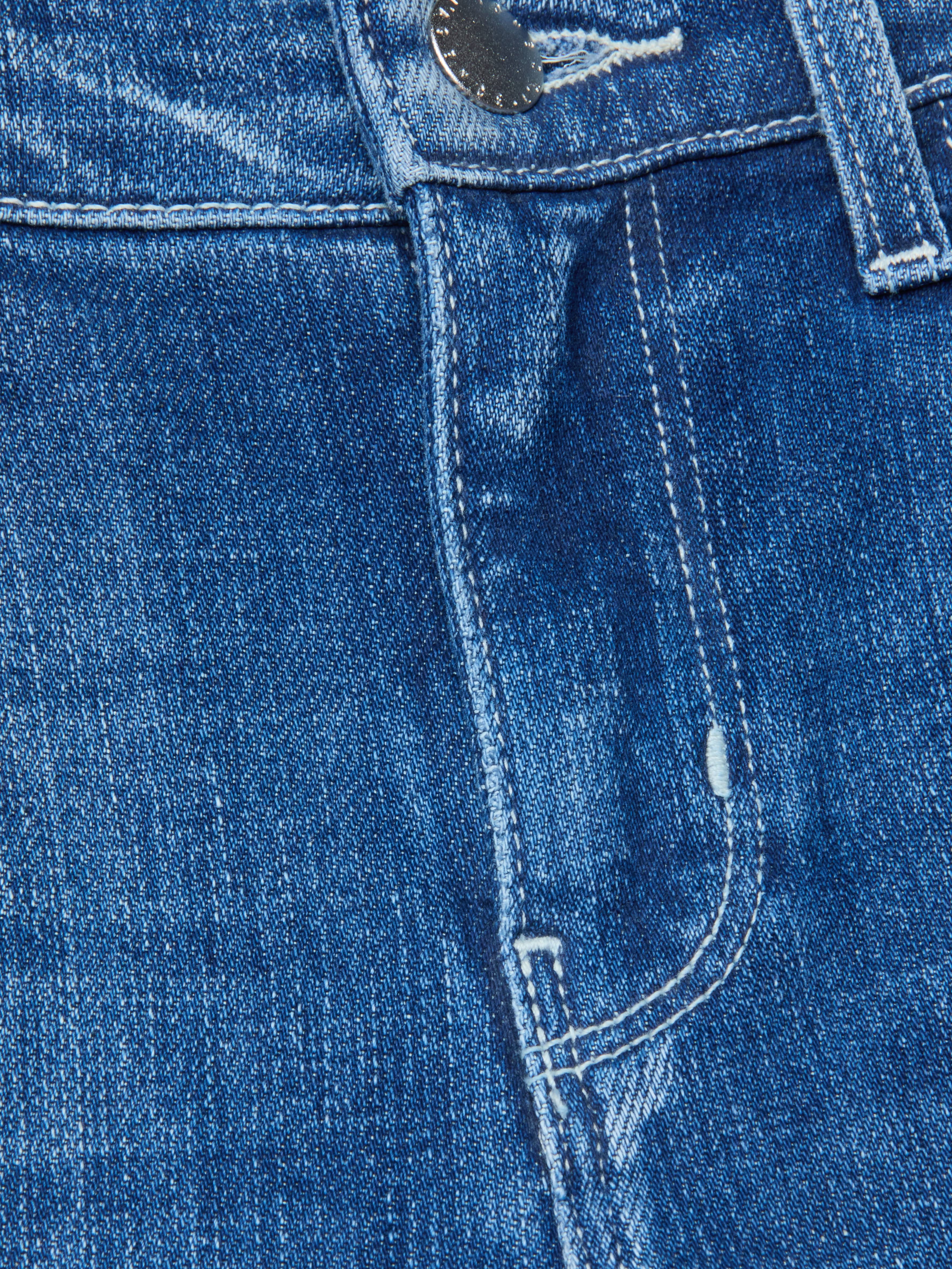 Sneeki Low-Rise Straight-Leg Jean