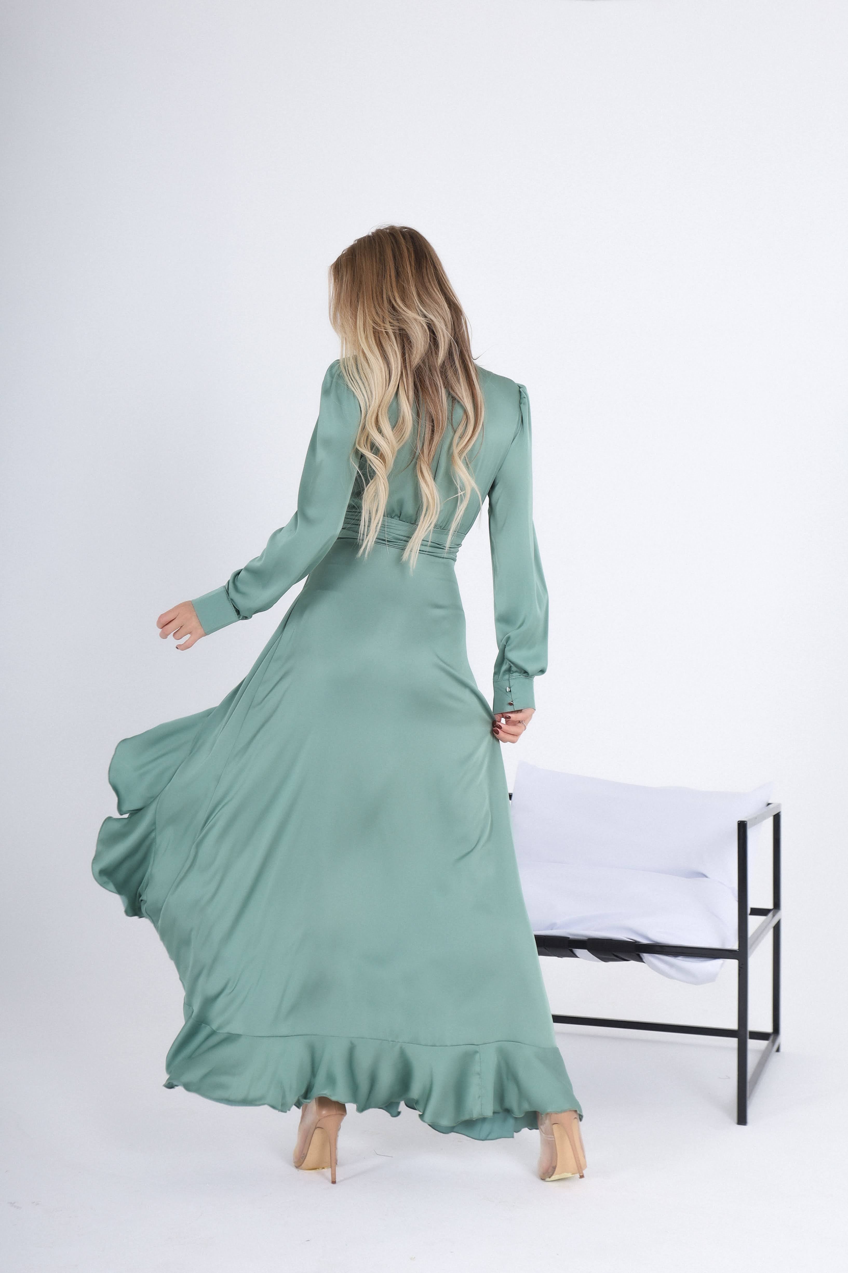 Green Thigh-Slit Maxi Dress